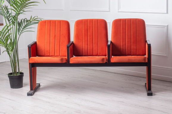 Цветные секционные стулья Цветные секционные стулья - фото